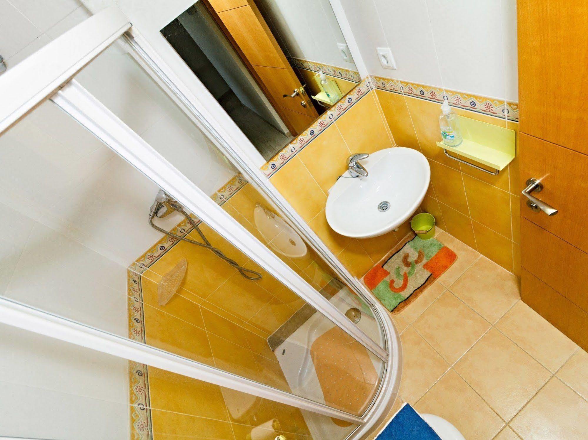 Apartamentos Almadraba VyB Denia Bagian luar foto