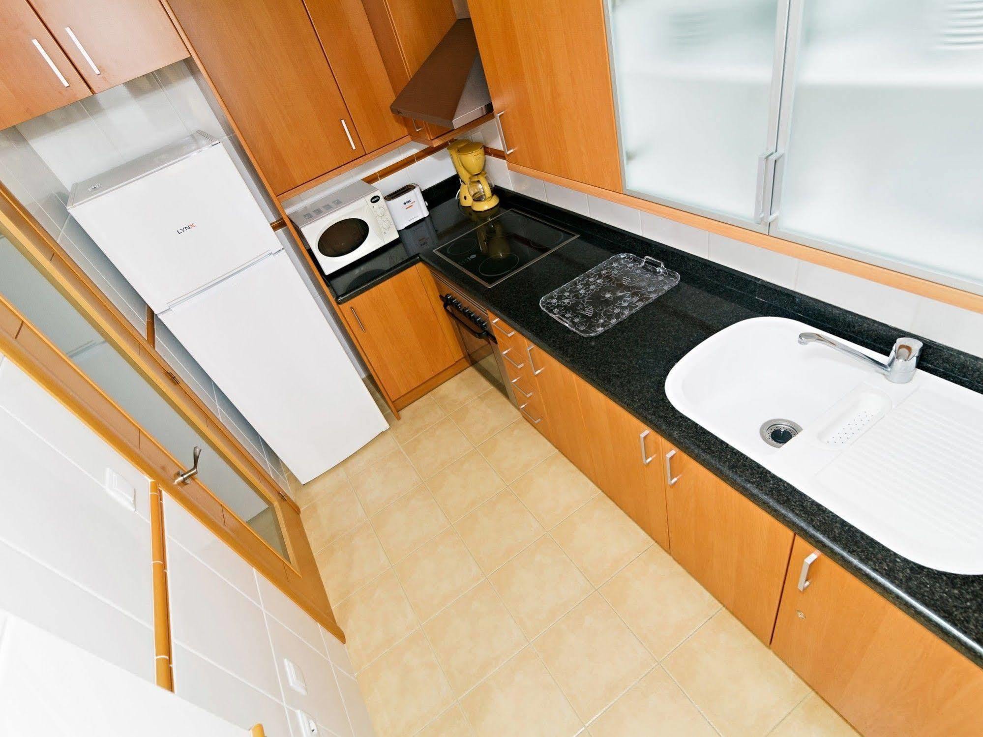 Apartamentos Almadraba VyB Denia Bagian luar foto